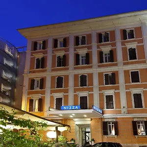 https://nizza-rome.it-romehotels.com